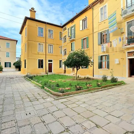 Charmsuite Palladio