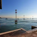 Διαμέρισμα Charmsuite Palladio *