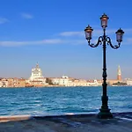Charmsuite Palladio